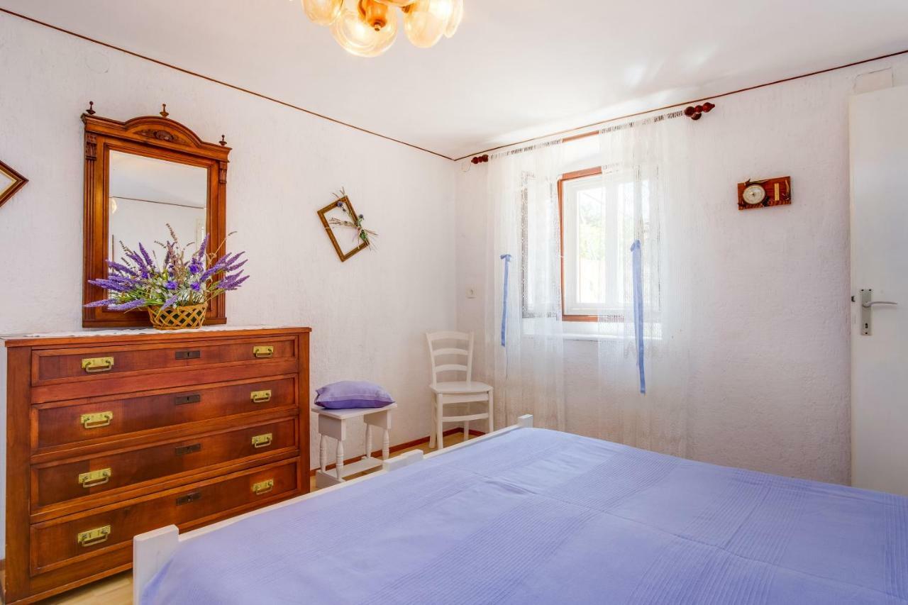 Carmen Veli Lošinj